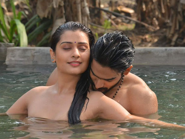లెక్కలేనని లిప్లాక్స్.. ఒళ్లు దగ్గర పెట్టుకొన్నా.. చాలా మంది ఒప్పుకోలేదు.. ఎక్సక్లూజివ్ ఇంటర్వ్యూ