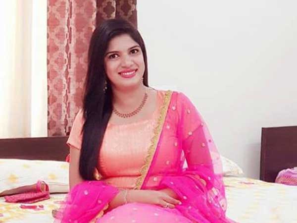 లవర్స్ టాస్క్ మీద అప్ సెట్ అయ్యారట, నిజమేనా?