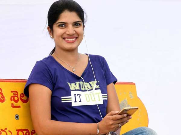 రోజు రోజుకు మారిపోతోంది