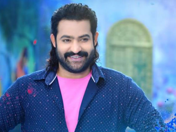 అదిరిపోయే స్టెప్పులు