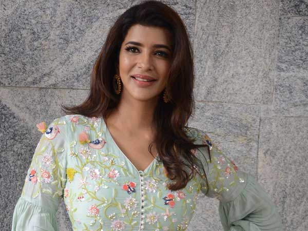 మనోజ్ విడాకులపై మంచు లక్ష్మీ స్పందన.. సెక్స్ రాకెట్ గురించి ఏమన్నారంటే..