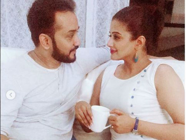రొమాన్స్లో లీనమై
