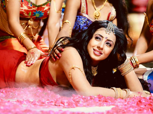 స్వర్ణ ఖడ్గం... సీరియల్ అనే మాట చిన్నపదం