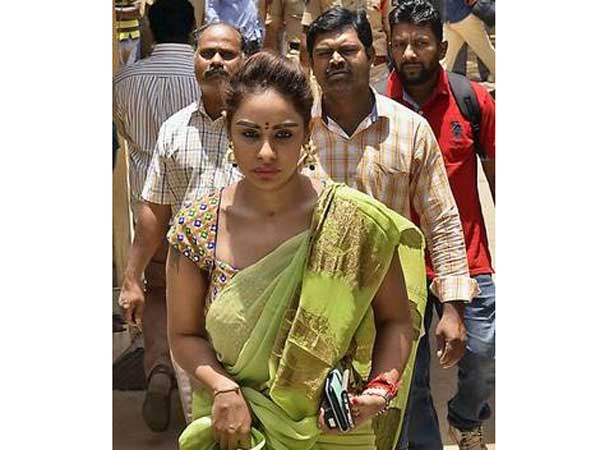 హీటెక్కిన వ్యవహారం