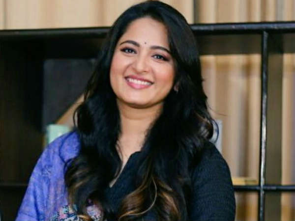 శింబు సరసన అనుష్కశెట్టి