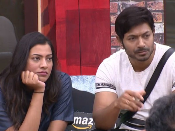 మీ ముందు నేనెంత