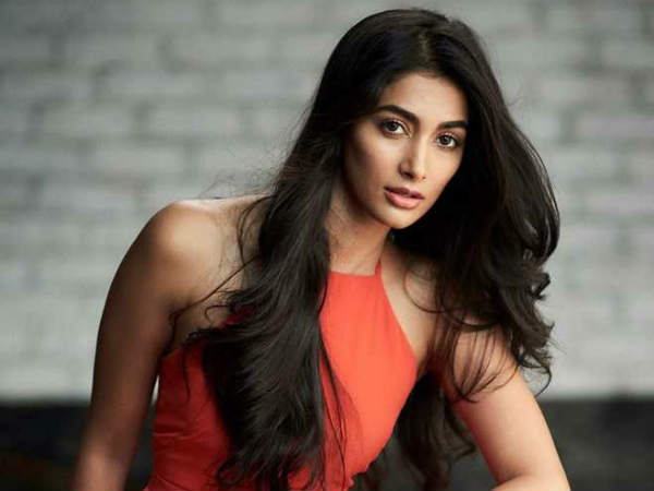 Pooja Hegde fires on British Airways Pooja Hegde fires on British Airways