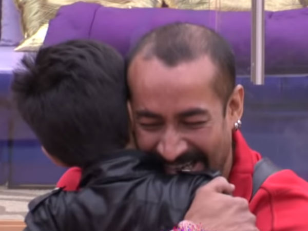 ఆ ముగ్గురి కుటుంబ సభ్యులు