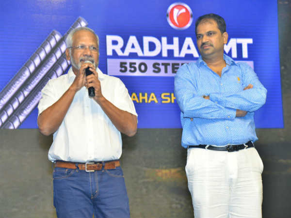 నిక్కర్ నుంచి ప్యాంటులోకి
