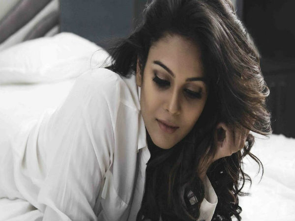 ధరణి ధరన్ దర్శత్వంలో