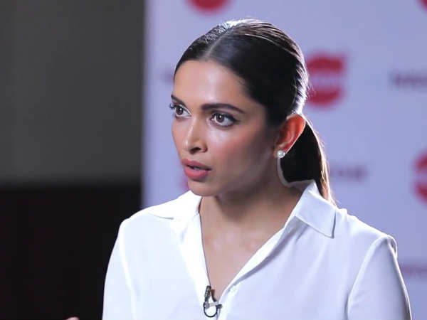 ప్రతీక్షణం ఒకరికోసం ఆరాటం