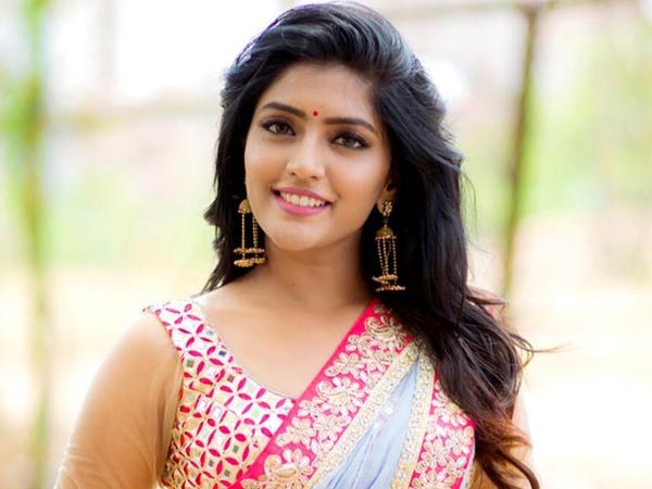 Actress Eesha Rebba fires on Indigo Actress Eesha Rebba fires on Indigo