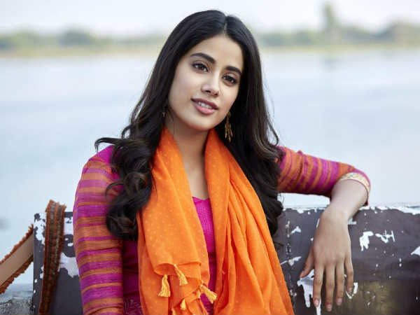ధడక్ సక్సెస్ జోష్తో