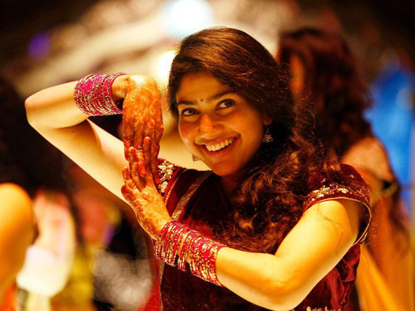 Vachinde becomes the first Telugu song to cross 150 Million mark Vachinde becomes the first Telugu song to cross 150 Million mark
