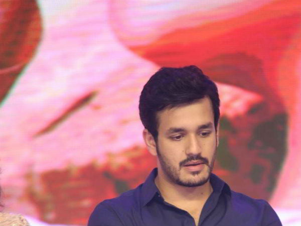 హలొ చిత్రంలో