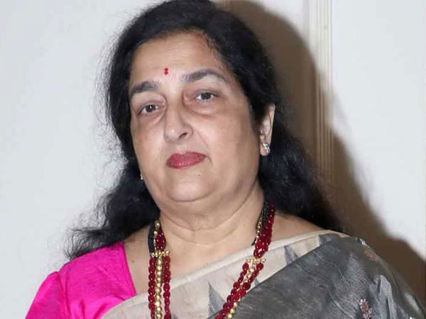 Singer Anuradha Paudwal duped Singer Anuradha Paudwal duped
