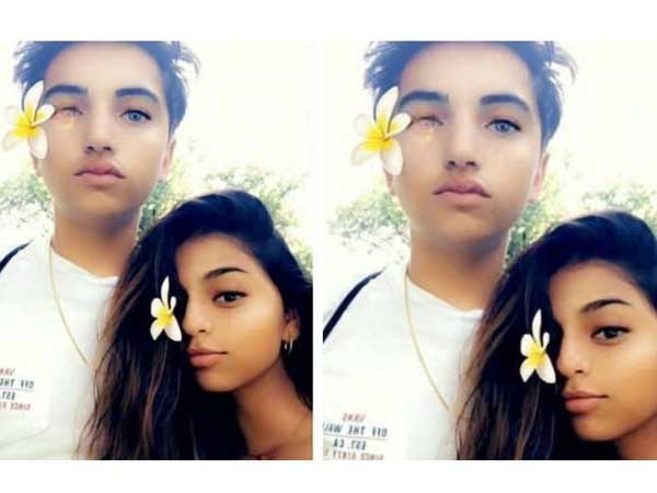 Shah Rukh’s daughter Suhana’s selfie with Amitabh Bachchans grandson Agastya Shah Rukh’s daughter Suhana’s selfie with Amitabh Bachchans grandson Agastya