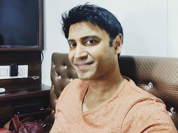 మధ్య వయస్కుడిగా