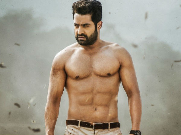 తొడగొట్టడం పాత పద్దతి.... కొత్త స్టైల్ పరిచయం చేసిన త్రివిక్రమ్!