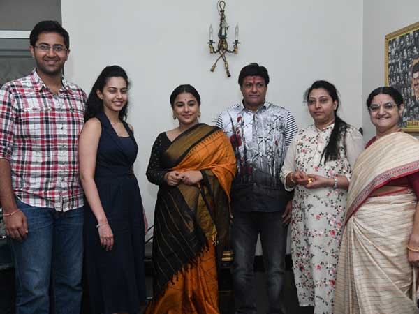 అంతా స్టార్స్ మయం