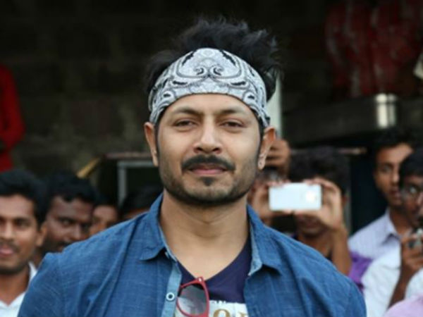 అమ్మాయి చేయి పట్టుకుంటేనే