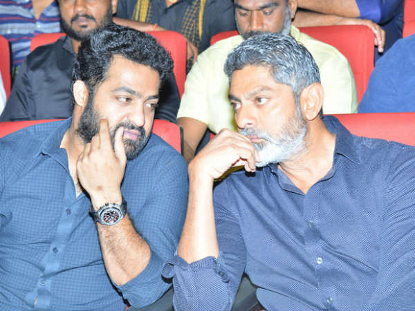 దూసుకుపోతున్న అరవింద సమేత