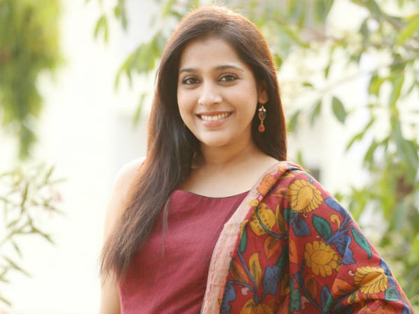 ఫ్యాన్ రిక్వెస్ట్పై రష్మీ