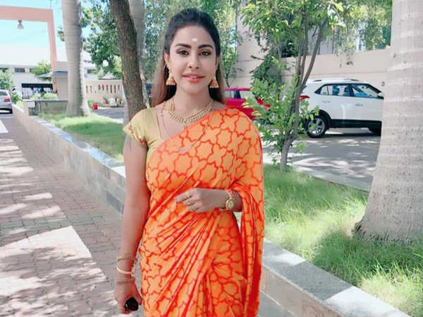 మీ డిక్షనరీలోనే లేదు