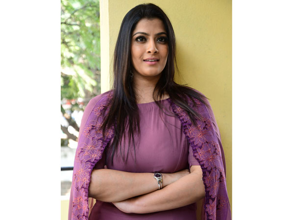 నాకు కథలు నచ్చలేదు