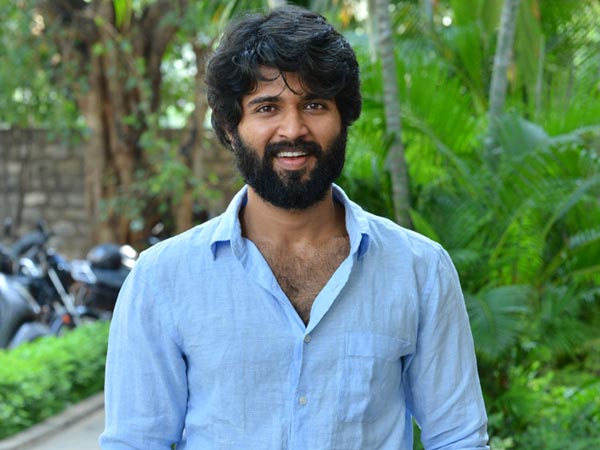 జీవితం ఎటుపోతుందో అర్ధం కావడం లేదు
