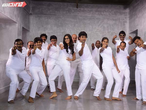 పాత్రల గురించి