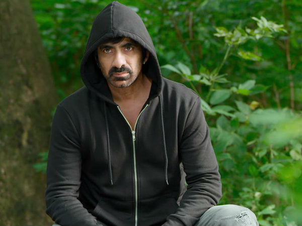 తెర ముందు, తెర వెనుక