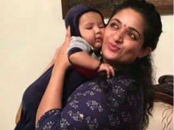 సవతి తల్లి బిడ్డకు