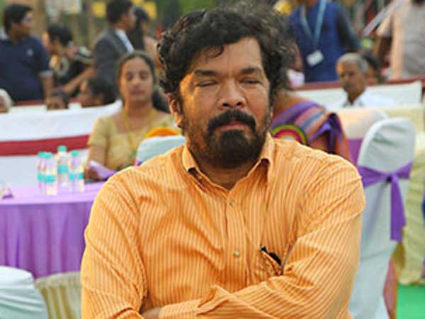 పోసాని కృష్ణ మురళి ఒక్కడే