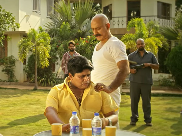 ఇతర పాత్రల గురించి