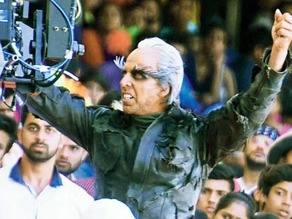 అలా అక్షయ్ కుమార్ లైన్లోకి
