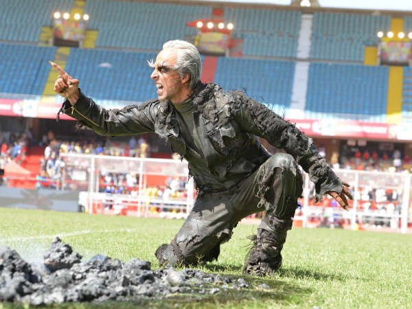 భయంకర విలన్ ఎంట్రీ