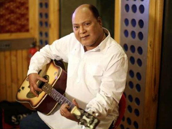 Vetaran Singer Mohammad Aziz no more Vetaran Singer Mohammad Aziz no more