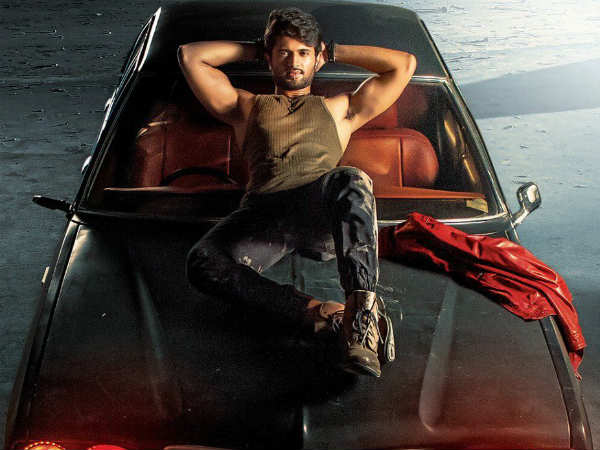 Vijay Devarakonda tweets about Taxiwala movie Vijay Devarakonda tweets about Taxiwala movie