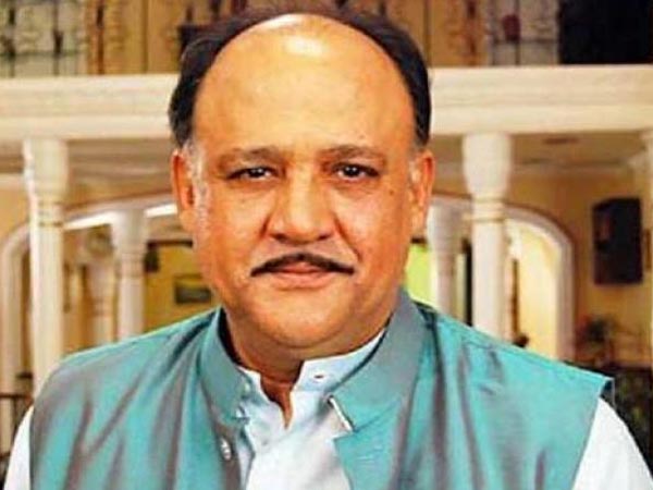 ఆరోపణలు ఖండించిన లాయర్