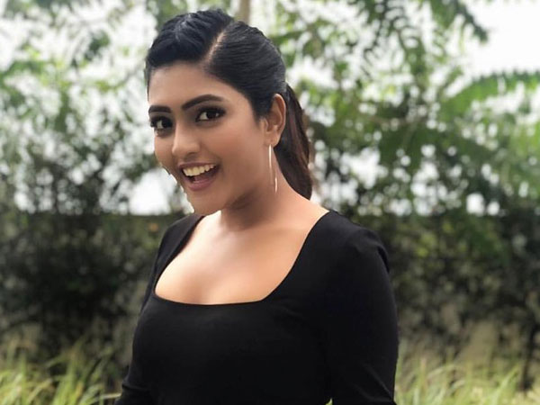 గ్లామర్ పాత్రల్లో