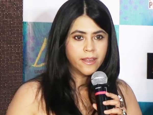 విమర్శలు పట్టించుకుంటే ముందుకు వెళ్లలేం
