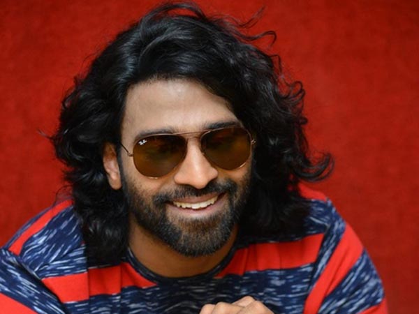 లివింగ్ రిలేషన్ నేరమా?