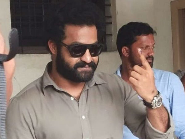 విభిన్నమైన పాత్రల్లో