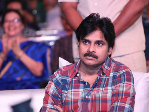 టాప్ 25 లిస్టులో పవన్ కళ్యాణ్