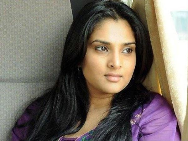 వివాదంలో నటి రమ్య