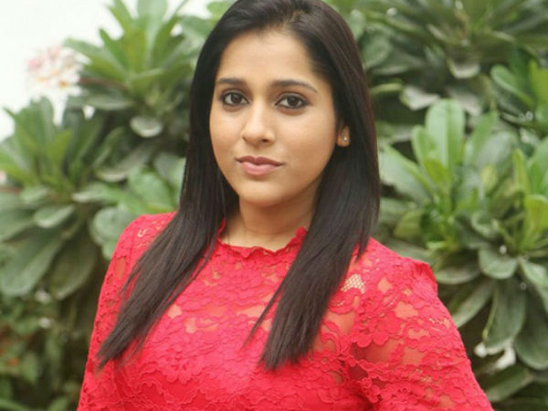 డైరెక్టర్లకు సంకేతాలు పంపుతున్నారా?