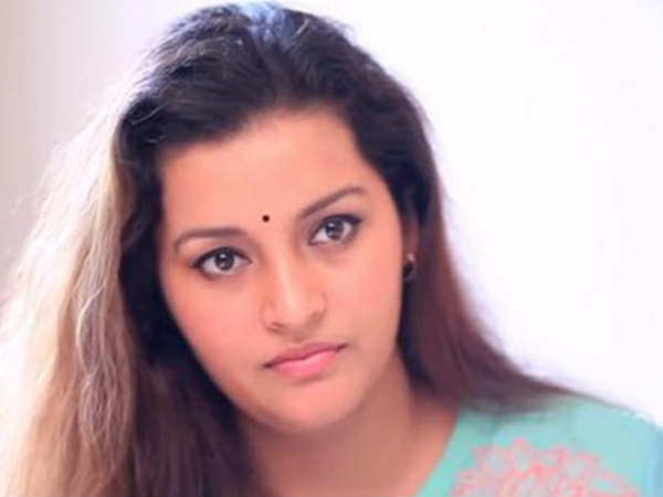 సోషల్ మీడియాలో ట్రోలింగ్