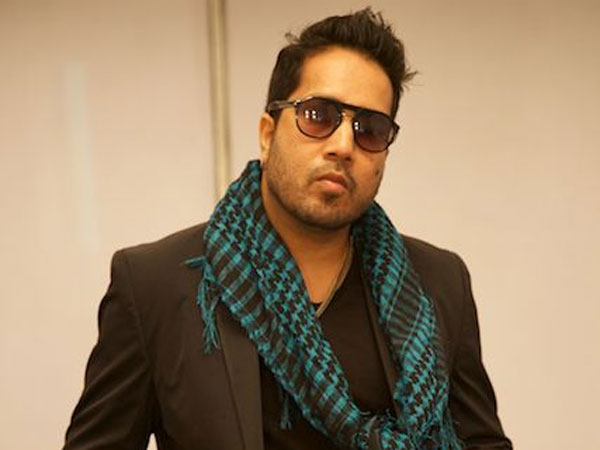 పోలీస్ కస్టడికీ మికా
