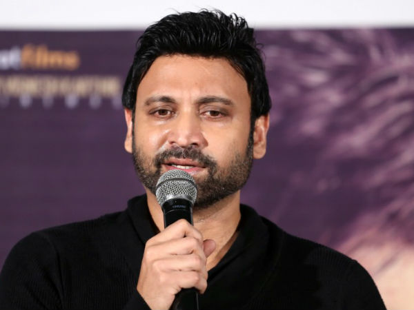 నన్ను శ్రీరామ చంద్రుడే అనుకుంటున్నారు, నిజం కాదు